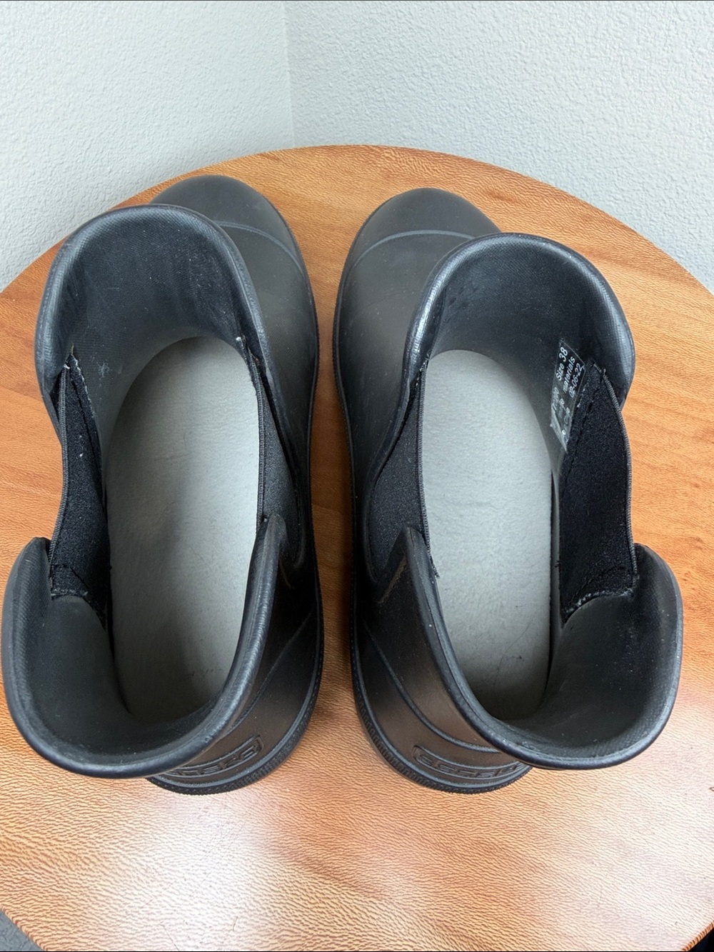 Dansko Black Karmel Chelsea Ankle Rain Boots Waterproof Rubber Size 38/7.5-8 - Picture 11 of 14